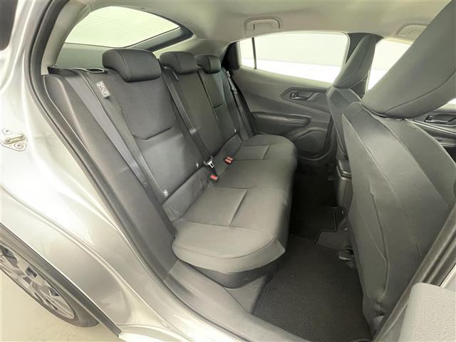 プリウス Ｘ　禁煙車／純正７型ナビ／バックカメラ／追従クルーズコントロール／レーントレーシングアシスト／ＬＥＤ／オートマチックハイビーム／クリアランスソナー／ブラインドスポットモニター／ドラレコ／ＥＴＣ２．０（26枚目）