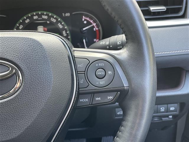 ＲＡＶ４ Ｇ　禁煙車／純正９型ディスプレイオーディオ／全方位カメラ／追従クルーズコントロール／クリアランスソナー／パワーシート／シートヒーター／ＬＥＤヘッドライト／オートマチックハイビーム／ドライブレコーダー（11枚目）