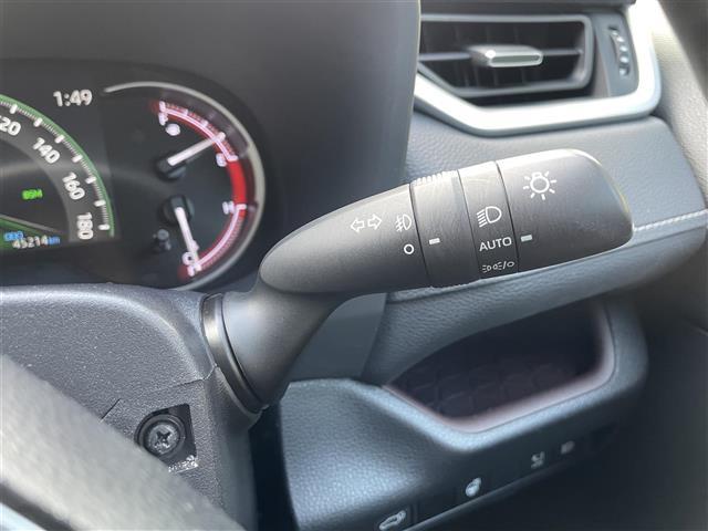 ＲＡＶ４ Ｇ　禁煙車／純正９型ディスプレイオーディオ／全方位カメラ／追従クルーズコントロール／クリアランスソナー／パワーシート／シートヒーター／ＬＥＤヘッドライト／オートマチックハイビーム／ドライブレコーダー（13枚目）