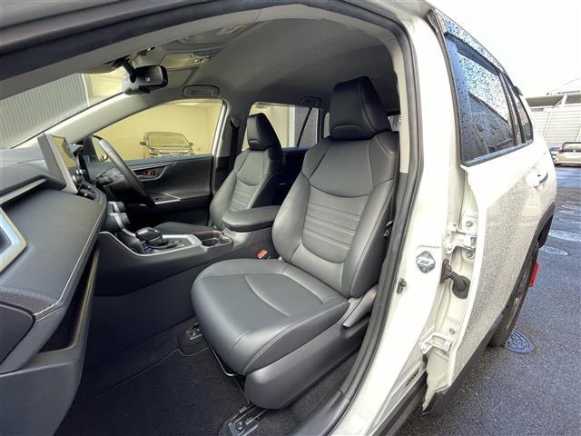 ＲＡＶ４ Ｇ　禁煙車／純正９型ディスプレイオーディオ／全方位カメラ／追従クルーズコントロール／クリアランスソナー／パワーシート／シートヒーター／ＬＥＤヘッドライト／オートマチックハイビーム／ドライブレコーダー（19枚目）