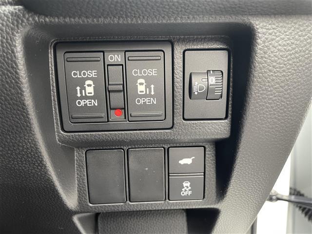 ステップワゴン e:HEVエアー EX 純正11.4型ナビ/両側パワースライドドア/バックカメラ/追従クルーズコントロール/ホンダセンシング/シートヒーター/前後ソナー/電動パーキングブレーキ/BSM/パワーバックドア/オートハイビーム(8枚目)