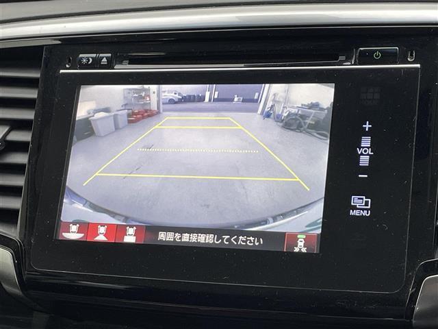 オデッセイ アブソルート・ＥＸ　禁煙車／純正ナビ／両側パワースライドドア／ハーフレザーシート／バックカメラ／ブラインドスポットインフォメーション／ＬＥＤヘッドライト／オートライト／２列目オットマン／純正フロアマット／ＥＴＣ（6枚目）