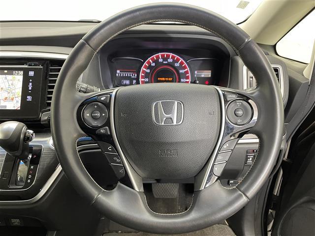 オデッセイ アブソルート・ＥＸ　禁煙車／純正ナビ／両側パワースライドドア／ハーフレザーシート／バックカメラ／ブラインドスポットインフォメーション／ＬＥＤヘッドライト／オートライト／２列目オットマン／純正フロアマット／ＥＴＣ（10枚目）