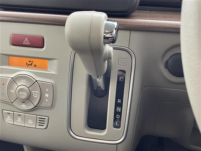 アルトラパンLC X 禁煙車/純正7型ディスプレイオーディオ/ハーフレザーシート/リアソナー/バックカメラ/運転席助手席シートヒーター/衝突軽減ブレーキ/レーンキープアシスト/スペアキー/スマートキー/LEDヘッドライト(15枚目)