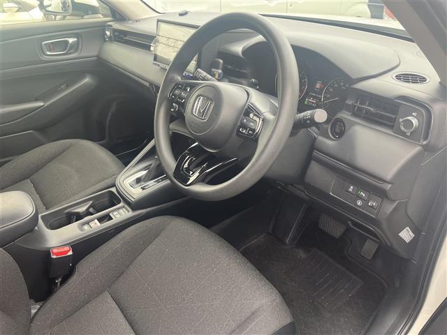 ヴェゼル Ｇ　禁煙車／社外９型ナビ／衝突軽減ブレーキ／バックカメラ／追従クルーズコントロール／ＬＥＤヘッドライト／オートマチックハイビーム／レーンキープアシスト／ダウンヒルアシストコントロール（23枚目）