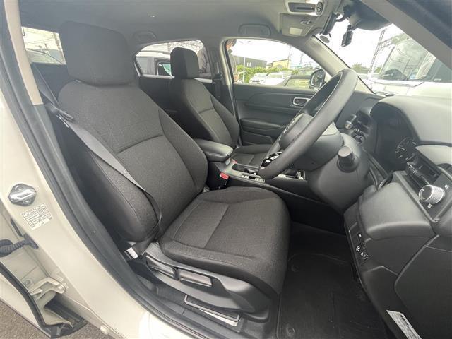 ヴェゼル Ｇ　禁煙車／社外９型ナビ／衝突軽減ブレーキ／バックカメラ／追従クルーズコントロール／ＬＥＤヘッドライト／オートマチックハイビーム／レーンキープアシスト／ダウンヒルアシストコントロール（24枚目）