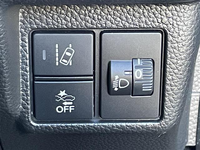 Ｎ－ＢＯＸカスタム Ｌ　純正８型ナビ／純正フリップダウンモニター／両側パワースライドドア／バックカメラ／追従クルーズコントロール／リアソナー／ＬＥＤ／オートハイビーム／ドライブレコーダー／シートヒーター／ビルトインＥＴＣ（12枚目）