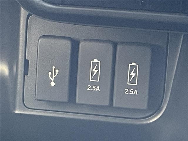 Ｎ－ＢＯＸカスタム Ｌ　純正８型ナビ／純正フリップダウンモニター／両側パワースライドドア／バックカメラ／追従クルーズコントロール／リアソナー／ＬＥＤ／オートハイビーム／ドライブレコーダー／シートヒーター／ビルトインＥＴＣ（13枚目）