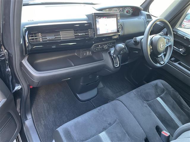 Ｎ－ＢＯＸカスタム Ｌ　純正８型ナビ／純正フリップダウンモニター／両側パワースライドドア／バックカメラ／追従クルーズコントロール／リアソナー／ＬＥＤ／オートハイビーム／ドライブレコーダー／シートヒーター／ビルトインＥＴＣ（29枚目）