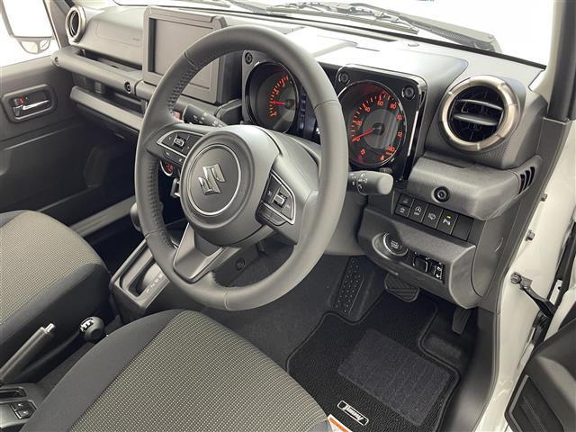 ジムニー ＸＣ　届出済未使用車／ＬＥＤヘッドライト／コーナーセンサー／クルーズコントロール／シートヒーター／衝突被害軽減／純正１６インチアルミホイール／スマートキー☆スペアキー☆オートハイビーム／純正フロアマット（15枚目）