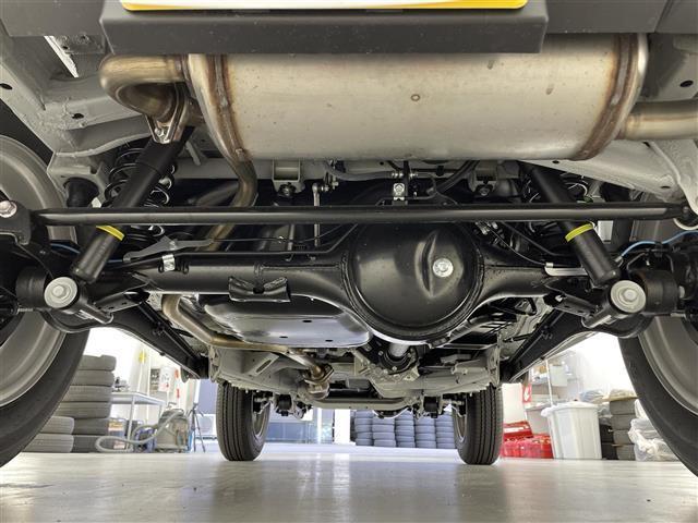 ジムニー ＸＣ　届出済未使用車／ＬＥＤヘッドライト／コーナーセンサー／クルーズコントロール／シートヒーター／衝突被害軽減／純正１６インチアルミホイール／スマートキー☆スペアキー☆オートハイビーム／純正フロアマット（33枚目）