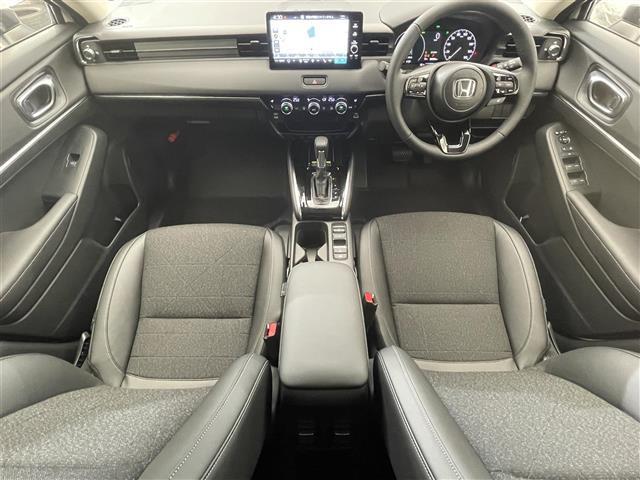 ヴェゼル e:HEV Z 登録済未使用車/純正9型ナビ/ハーフレザーシート/バックカメラ/LEDヘッドライト//ブラインドスポットモニター/ステアリングヒーター/D・N席シートヒーター/クリアランスソナー/ビルトインETC(4枚目)