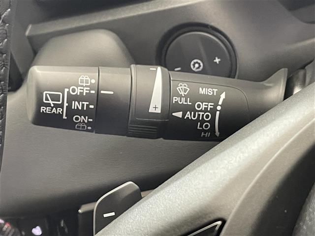 ヴェゼル e:HEV Z 登録済未使用車/純正9型ナビ/ハーフレザーシート/バックカメラ/LEDヘッドライト//ブラインドスポットモニター/ステアリングヒーター/D・N席シートヒーター/クリアランスソナー/ビルトインETC(17枚目)