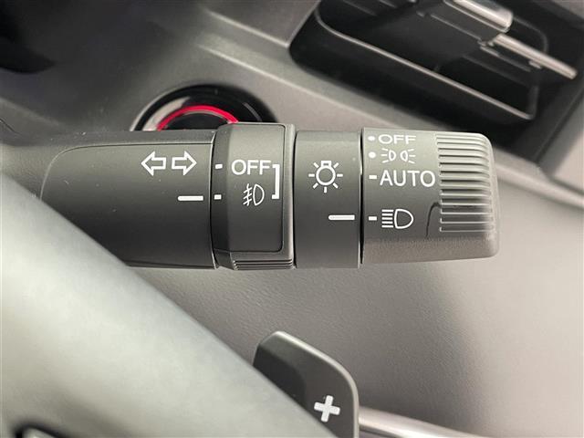 ヴェゼル e:HEV Z 登録済未使用車/純正9型ナビ/ハーフレザーシート/バックカメラ/LEDヘッドライト//ブラインドスポットモニター/ステアリングヒーター/D・N席シートヒーター/クリアランスソナー/ビルトインETC(18枚目)