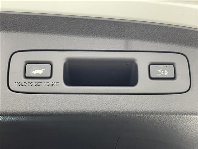 ヴェゼル e:HEV Z 登録済未使用車/純正9型ナビ/ハーフレザーシート/バックカメラ/LEDヘッドライト//ブラインドスポットモニター/ステアリングヒーター/D・N席シートヒーター/クリアランスソナー/ビルトインETC(11枚目)