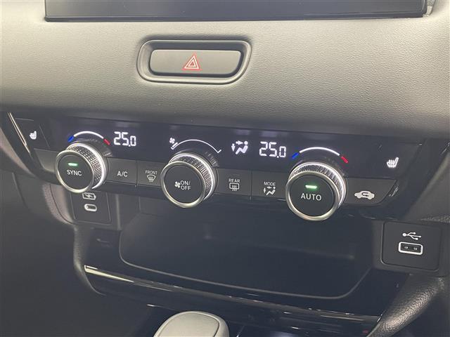 ヴェゼル e:HEV Z 登録済未使用車/純正9型ナビ/ハーフレザーシート/バックカメラ/LEDヘッドライト//ブラインドスポットモニター/ステアリングヒーター/D・N席シートヒーター/クリアランスソナー/ビルトインETC(19枚目)