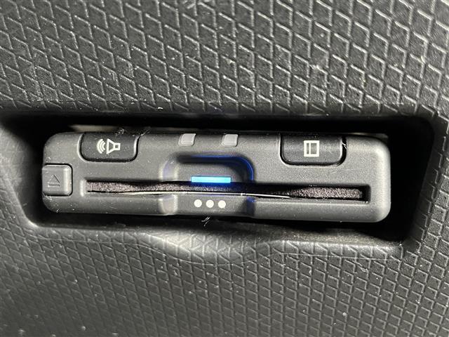 タント カスタムＸセレクション　禁煙車／７型ナビ／全方位カメラ／ハーフレザーシート／両側パワースライドドア／クリアラスソナー／ＬＥＤヘッドライト／オートマティックハイビーム／前後ドライブレコーダー／Ｄ・Ｎ席シートヒーター（8枚目）