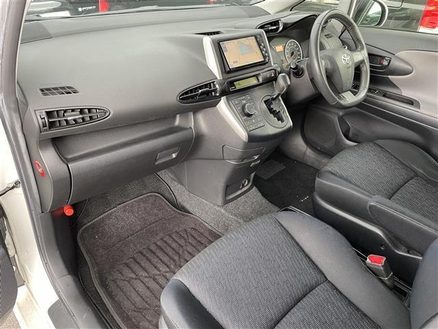 ウィッシュ 1.8X HIDセレクション 純正7型チナビ/バックカメラ/ビルトインETC/リモコンキー/電動格納ミラー/MTモード付AT/HIDライト/純正アルミホイール(16枚目)