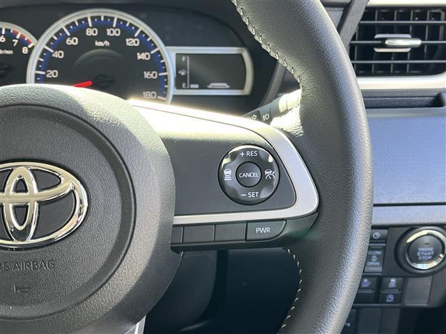 ルーミー カスタムＧ　禁煙車／純正ナビ／両側パワースライドドア／追従クルーズコントロール／クリアランスソナー／衝突軽減／ＬＥＤ／オートハイビーム／ＥＴＣ／前後ドライブレコーダー／シートヒーター／電動パーキングブレーキ（9枚目）