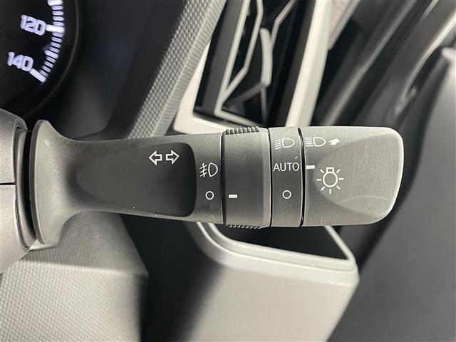 タフト Ｇ　クロムベンチャー　社外ナビ／フルセグテレビ／スマートアシスト／アイドリングストップ／ＬＥＤヘッドライト／オートライト／オートマチックハイビーム／Ｄ／Ｎシートヒーター／プッシュスタート／スマートキー（13枚目）