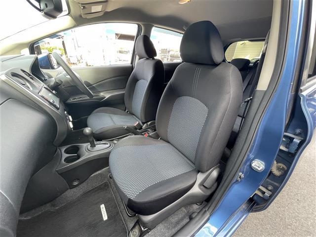 ノート Ｘ　Ｖセレクション＋セーフティ　純正ＳＤナビ　ＣＤ／ＤＶＤ／Ｂｌｕｅｔｏｏｔｈ／ＵＳＢ／ｉＰｏｄ／フルセグ／衝突軽減装置／車線逸脱警報／全方位カメラ／バックカメラ／コーナーセンサー（前後）／純正フロアマット／スペアキー１本（19枚目）