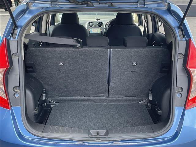 ノート Ｘ　Ｖセレクション＋セーフティ　純正ＳＤナビ　ＣＤ／ＤＶＤ／Ｂｌｕｅｔｏｏｔｈ／ＵＳＢ／ｉＰｏｄ／フルセグ／衝突軽減装置／車線逸脱警報／全方位カメラ／バックカメラ／コーナーセンサー（前後）／純正フロアマット／スペアキー１本（22枚目）