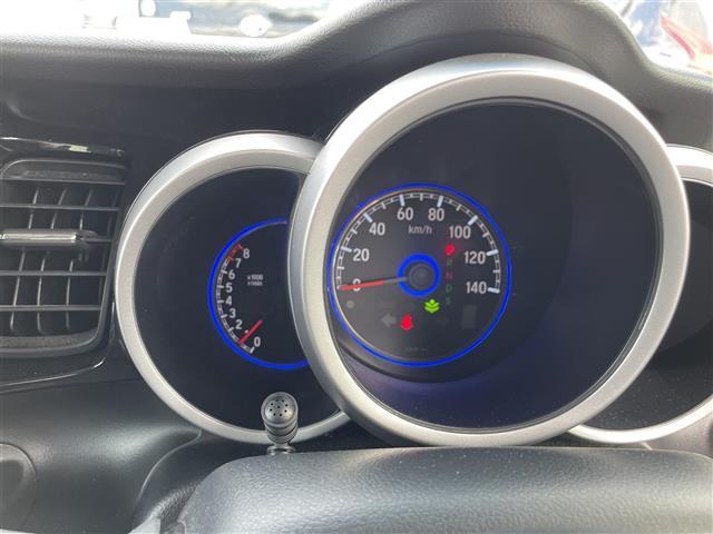 Ｎ－ＢＯＸカスタム Ｇ　ターボＳＳブラックスタイルパッケージ　禁煙車／社外ナビ／バックカメラ／クルーズコントロール／両側電動スライドドア／ＬＥＤヘッドライト／オートライト／ＥＴＣ／ハーフレザーシート／前席シートヒーター／ドライブレコーダー／パドルシフト（6枚目）