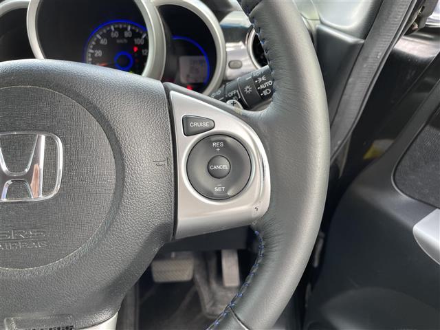 Ｎ－ＢＯＸカスタム Ｇ　ターボＳＳブラックスタイルパッケージ　禁煙車／社外ナビ／バックカメラ／クルーズコントロール／両側電動スライドドア／ＬＥＤヘッドライト／オートライト／ＥＴＣ／ハーフレザーシート／前席シートヒーター／ドライブレコーダー／パドルシフト（10枚目）