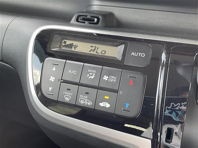 Ｎ－ＢＯＸカスタム Ｇ　ターボＳＳブラックスタイルパッケージ　禁煙車／社外ナビ／バックカメラ／クルーズコントロール／両側電動スライドドア／ＬＥＤヘッドライト／オートライト／ＥＴＣ／ハーフレザーシート／前席シートヒーター／ドライブレコーダー／パドルシフト（14枚目）