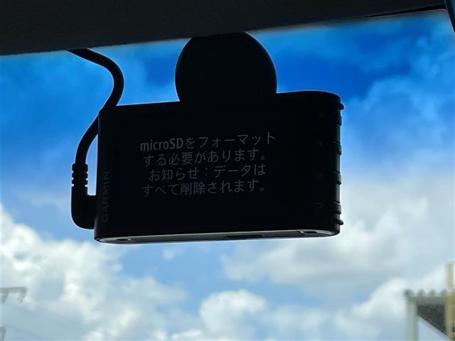 Ｎ－ＢＯＸカスタム Ｇ　ターボＳＳブラックスタイルパッケージ　禁煙車／社外ナビ／バックカメラ／クルーズコントロール／両側電動スライドドア／ＬＥＤヘッドライト／オートライト／ＥＴＣ／ハーフレザーシート／前席シートヒーター／ドライブレコーダー／パドルシフト（17枚目）