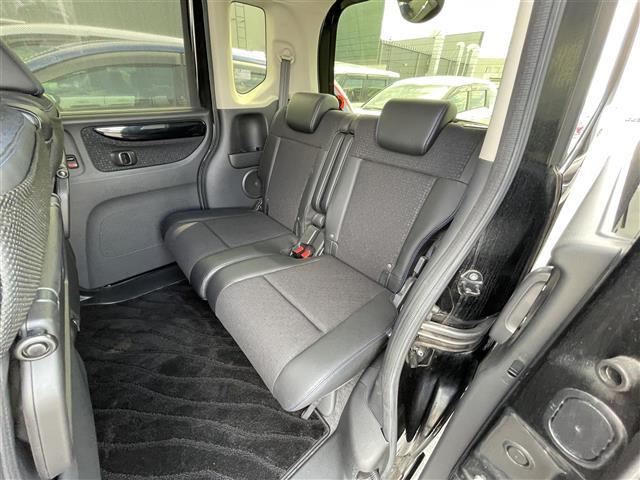 Ｎ－ＢＯＸカスタム Ｇ　ターボＳＳブラックスタイルパッケージ　禁煙車／社外ナビ／バックカメラ／クルーズコントロール／両側電動スライドドア／ＬＥＤヘッドライト／オートライト／ＥＴＣ／ハーフレザーシート／前席シートヒーター／ドライブレコーダー／パドルシフト（24枚目）