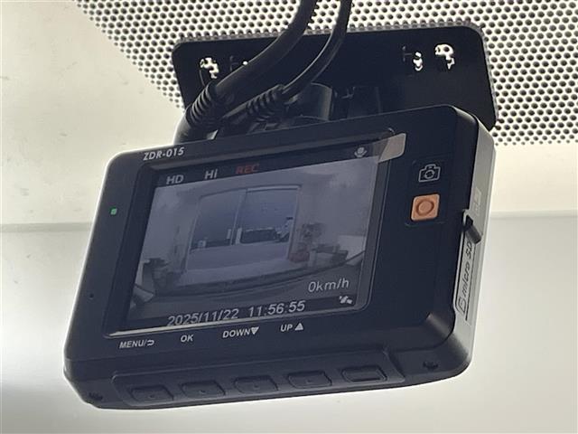 ヴェルファイア ２．５Ｚ　禁煙車／アルパイン１１型ナビ／追従クルーズコントロール／両側パワースライドドア／フリップダウンモニター／バックカメラ／ＥＴＣ／前後ドライブレコーダー／クリアランスソナー／電動パーキングブレーキ（8枚目）