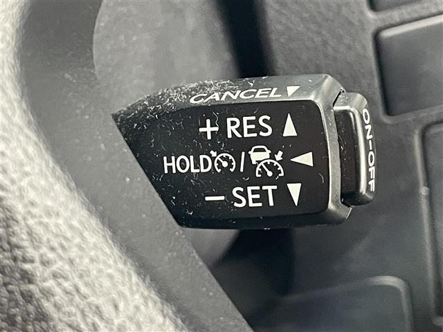 ヴェルファイア ２．５Ｚ　禁煙車／アルパイン１１型ナビ／追従クルーズコントロール／両側パワースライドドア／フリップダウンモニター／バックカメラ／ＥＴＣ／前後ドライブレコーダー／クリアランスソナー／電動パーキングブレーキ（17枚目）