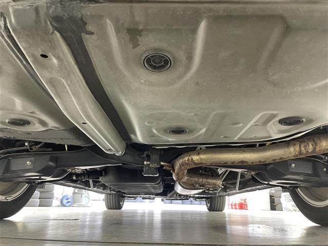 ヴェルファイア ２．５Ｚ　禁煙車／アルパイン１１型ナビ／追従クルーズコントロール／両側パワースライドドア／フリップダウンモニター／バックカメラ／ＥＴＣ／前後ドライブレコーダー／クリアランスソナー／電動パーキングブレーキ（43枚目）