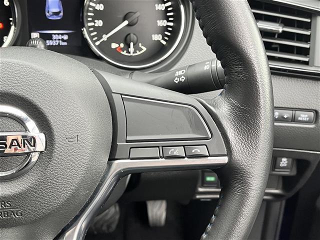 エクストレイル オーテック　禁煙車／純正９インチナビ／レザーシート／全方位カメラ／クリアランスソナー／車線逸脱警報／ＬＥＤヘッドライト／オートハイビーム／全席シートヒーター／ドライブレコーダー／デジタルインナーミラー／ＥＴＣ（6枚目）