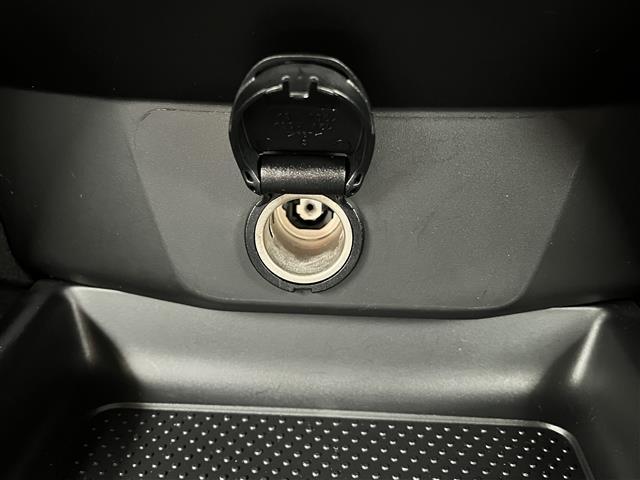 エクストレイル オーテック　禁煙車／純正９インチナビ／レザーシート／全方位カメラ／クリアランスソナー／車線逸脱警報／ＬＥＤヘッドライト／オートハイビーム／全席シートヒーター／ドライブレコーダー／デジタルインナーミラー／ＥＴＣ（10枚目）