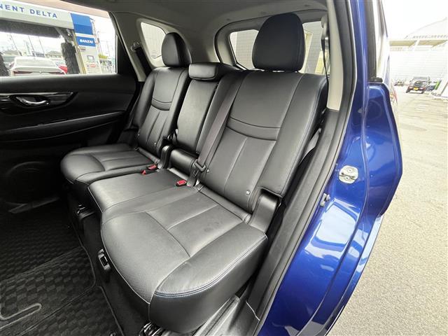 エクストレイル オーテック　禁煙車／純正９インチナビ／レザーシート／全方位カメラ／クリアランスソナー／車線逸脱警報／ＬＥＤヘッドライト／オートハイビーム／全席シートヒーター／ドライブレコーダー／デジタルインナーミラー／ＥＴＣ（21枚目）