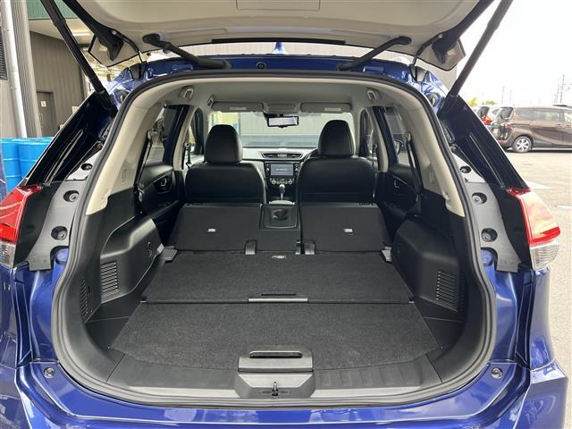 エクストレイル オーテック　禁煙車／純正９インチナビ／レザーシート／全方位カメラ／クリアランスソナー／車線逸脱警報／ＬＥＤヘッドライト／オートハイビーム／全席シートヒーター／ドライブレコーダー／デジタルインナーミラー／ＥＴＣ（23枚目）