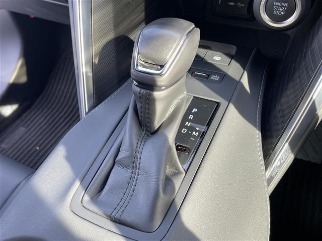 ハリアー Z 純正12.3型ナビ/JBLサウンド/ハーフレザーシート/全方位カメラ/モデリスタエアロ/レーダークルーズコントロール/クリアランスソナー/ドライブレコーダー/LED/オートハイビーム/ETC2.0(20枚目)