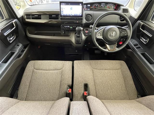 Ｎ－ＢＯＸ Ｌ・ターボコーディネートスタイル　禁煙車／純正９インチナビ／両側パワースライドドア／バックカメラ／追従クルーズコントロール／車線維持支援システム／ＬＥＤ／オートマチックハイビーム／クリアランスソナー／ドライブレコーダー／ＥＴＣ（2枚目）