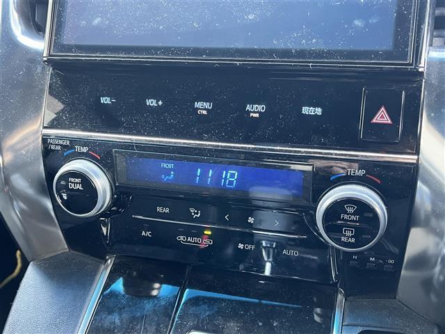 ヴェルファイア ２．５Ｚ　Ａエディション　ゴールデンアイズ　禁煙車／ゴールデンアイズ／純正１０インチナビ／純正フリップダウンモニター／両側パワースライドドア／パワーリアゲート／ＬＥＤヘッドライト／バックカメラ／ハーフレザー／電子パーキング／前後ソナー（15枚目）