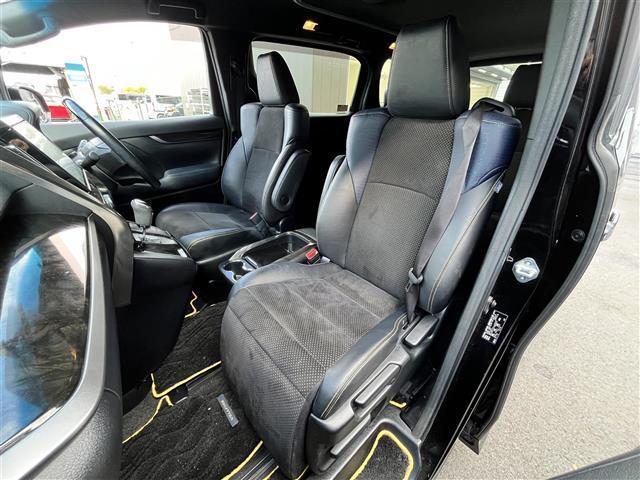 ヴェルファイア ２．５Ｚ　Ａエディション　ゴールデンアイズ　禁煙車／ゴールデンアイズ／純正１０インチナビ／純正フリップダウンモニター／両側パワースライドドア／パワーリアゲート／ＬＥＤヘッドライト／バックカメラ／ハーフレザー／電子パーキング／前後ソナー（21枚目）