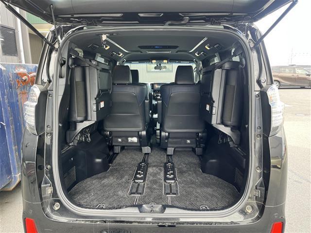 ヴェルファイア ２．５Ｚ　Ａエディション　ゴールデンアイズ　禁煙車／ゴールデンアイズ／純正１０インチナビ／純正フリップダウンモニター／両側パワースライドドア／パワーリアゲート／ＬＥＤヘッドライト／バックカメラ／ハーフレザー／電子パーキング／前後ソナー（26枚目）