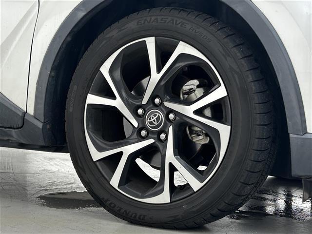 C-HR G 禁煙車/純正9インチナビ/バックカメラ/ETC/レーダークルーズコントロール/レザーシート/シートヒーター/LEDヘッドライト/衝突軽減ブレーキ/ブラインドスポットモニター/純正アルミホイール(28枚目)
