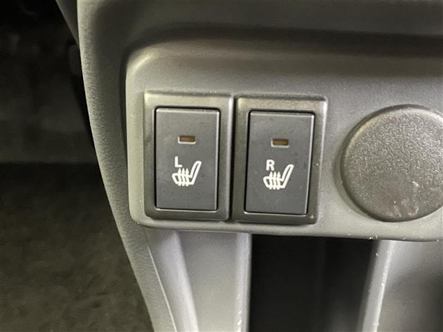 ハスラー J 社外ナビ/バックカメラ/シートヒーター/アイドリングストップ/ステアリングスイッチ/純正15インチアルミホイール/ベンチシート/純正フロアマット/オートライト/ドライブレコーダー/スマートキー(7枚目)