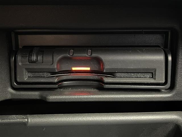 セレナ ハイウェイスターＳ－ＨＶアドバンスドセーフティパック　禁煙車／純正８型ナビ／後席フリップダウンモニター／全方位カメラ／両側電動スライドドア／ビルトインＥＴＣ／衝突被害軽減ブレーキ／スマートキー／ＬＥＤヘッドライト／クリアランスソナー／スマートキー（6枚目）