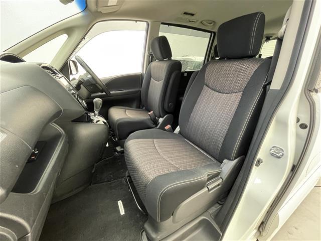 セレナ ハイウェイスターＳ－ＨＶアドバンスドセーフティパック　禁煙車／純正８型ナビ／後席フリップダウンモニター／全方位カメラ／両側電動スライドドア／ビルトインＥＴＣ／衝突被害軽減ブレーキ／スマートキー／ＬＥＤヘッドライト／クリアランスソナー／スマートキー（18枚目）