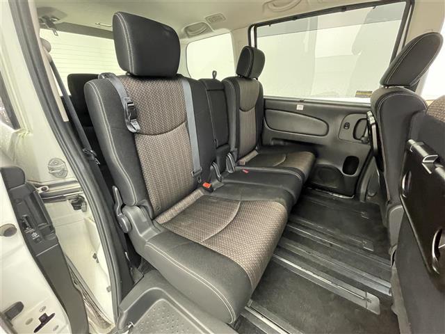 セレナ ハイウェイスターＳ－ＨＶアドバンスドセーフティパック　禁煙車／純正８型ナビ／後席フリップダウンモニター／全方位カメラ／両側電動スライドドア／ビルトインＥＴＣ／衝突被害軽減ブレーキ／スマートキー／ＬＥＤヘッドライト／クリアランスソナー／スマートキー（19枚目）