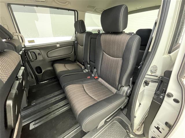 セレナ ハイウェイスターＳ－ＨＶアドバンスドセーフティパック　禁煙車／純正８型ナビ／後席フリップダウンモニター／全方位カメラ／両側電動スライドドア／ビルトインＥＴＣ／衝突被害軽減ブレーキ／スマートキー／ＬＥＤヘッドライト／クリアランスソナー／スマートキー（20枚目）