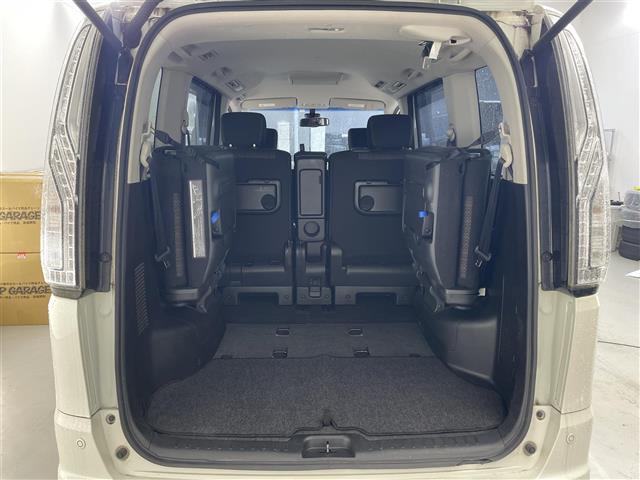 セレナ ハイウェイスターＳ－ＨＶアドバンスドセーフティパック　禁煙車／純正８型ナビ／後席フリップダウンモニター／全方位カメラ／両側電動スライドドア／ビルトインＥＴＣ／衝突被害軽減ブレーキ／スマートキー／ＬＥＤヘッドライト／クリアランスソナー／スマートキー（23枚目）